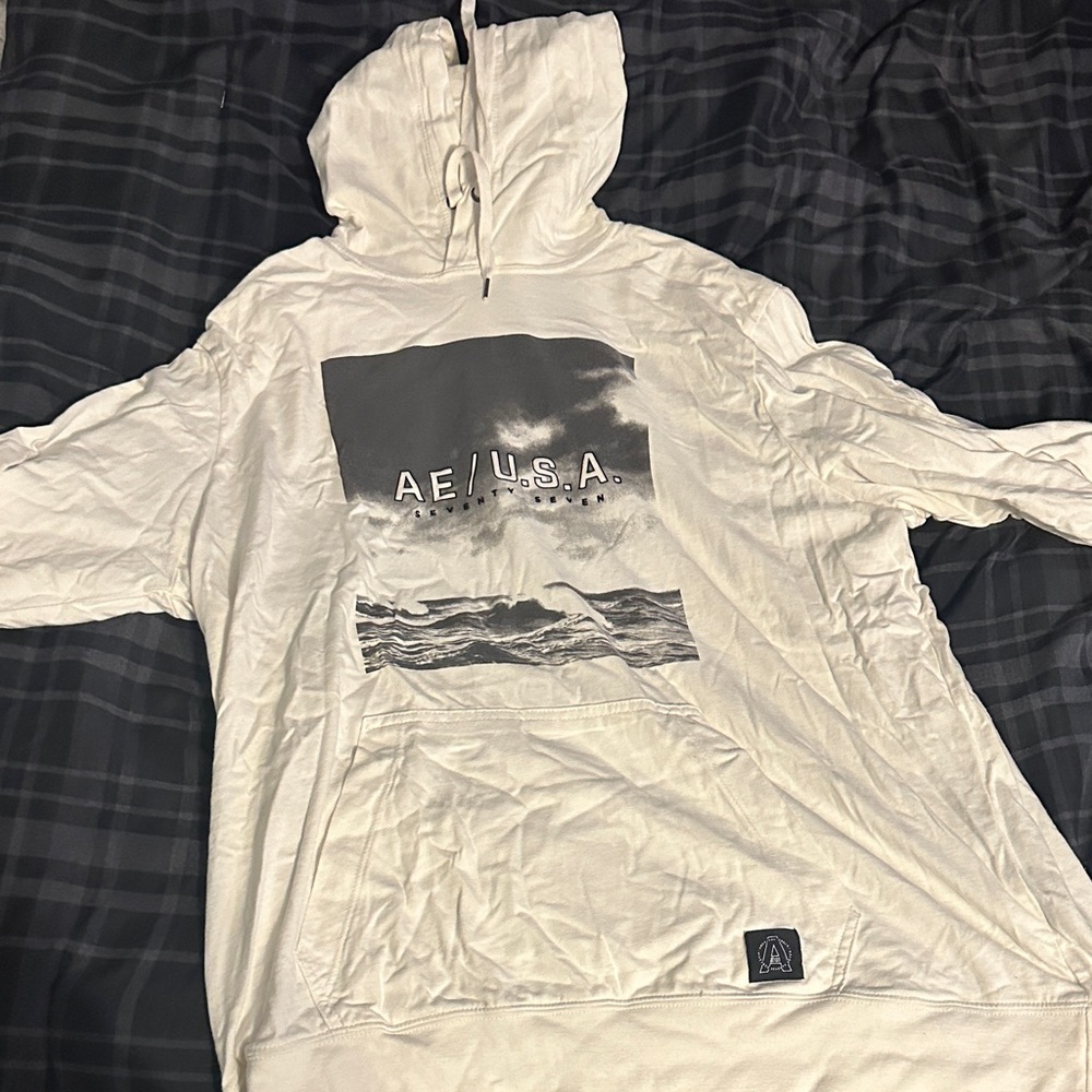American Eagle Outfitters White and Black Graphic Hoodie